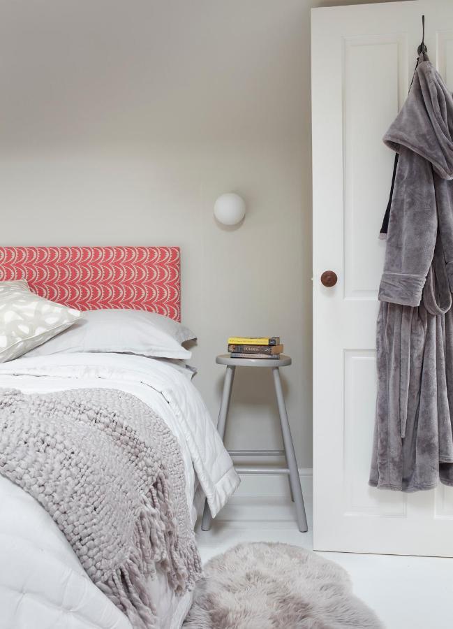 Stunning Studio Cntrl Totnes With Parking Buitenkant foto